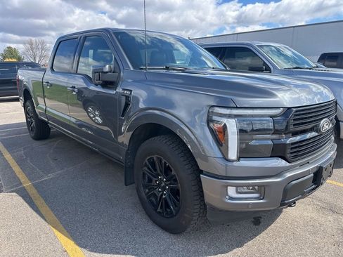 Used 2024 Ford F150 Platinum image 4