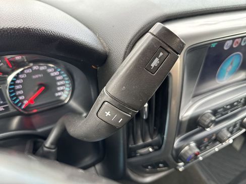 Used 2018 Chevrolet Silverado 1500 LT w/ All Star Edition AWD/4WD image 20