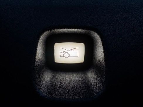 Used 2021 Tesla Model Y 2WD image 11