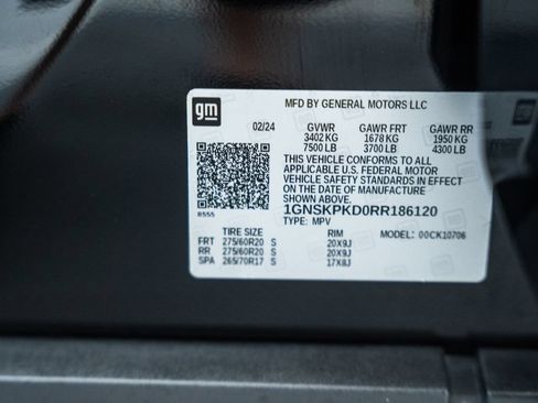 Used 2024 Chevrolet Tahoe Z71 w/ Luxury Package AWD/4WD image 45