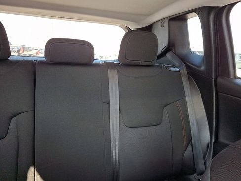 Used 2023 Jeep Renegade Trailhawk w/ Sun/Sound Group image 21