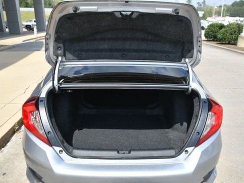 Used 2019 Honda Civic LX image 9