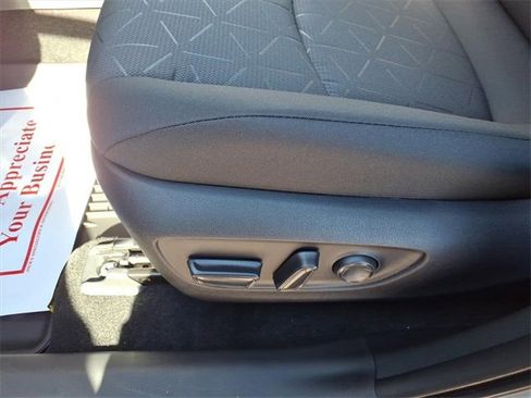 New 2025 Toyota RAV4 XLE image 15