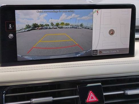 Certified 2025 Genesis G70 2.5T image 18