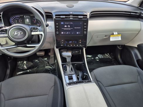 Certified 2024 Hyundai Tucson SEL FWD image 13