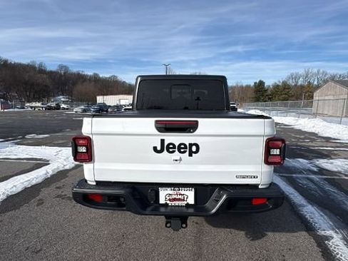 Used 2020 Jeep Gladiator Sport w/ Quick Order Package 24S image 4
