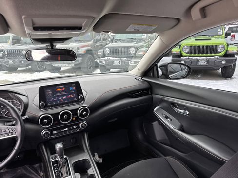 Used 2020 Nissan Sentra SR image 35