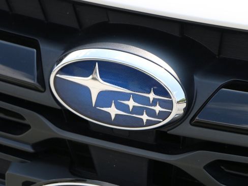 Used 2025 Subaru Outback Onyx Edition w/ Popular Package #2 AWD/4WD image 12