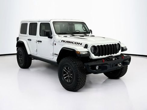 Used 2024 Jeep Wrangler Unlimited Rubicon image 3