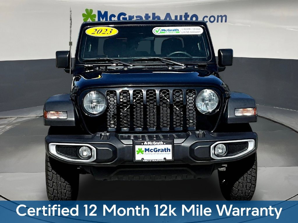 Used 2023 Jeep Gladiator Sport AWD/4WD image 2