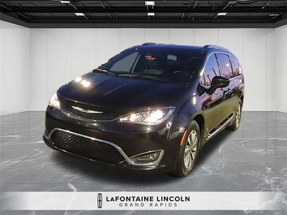 Used 2020 Chrysler Pacifica Touring-L