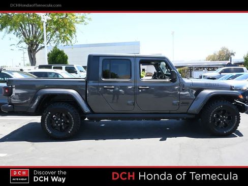 Used 2021 Jeep Gladiator Sport AWD/4WD image 5