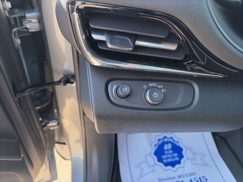 New 2026 Buick Envista Avenir FWD image 19