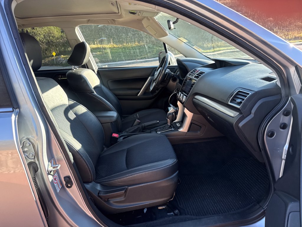 Used 2017 Subaru Forester 2.0XT Premium AWD/4WD image 27