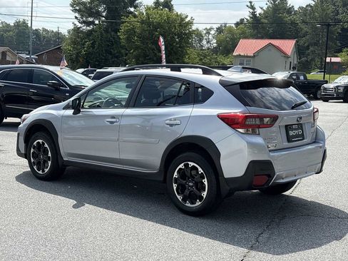Used 2023 Subaru Crosstrek 2.0i Premium AWD/4WD image 8