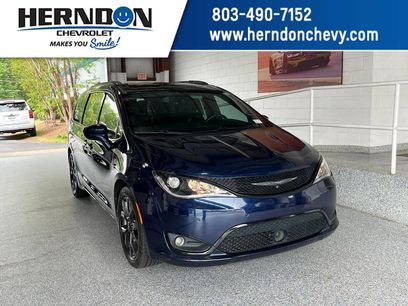Used 2018 Chrysler Pacifica Touring-L Plus w/ Advanced Safetytec Group