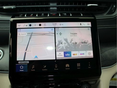 New 2025 Jeep Grand Cherokee Limited image 16