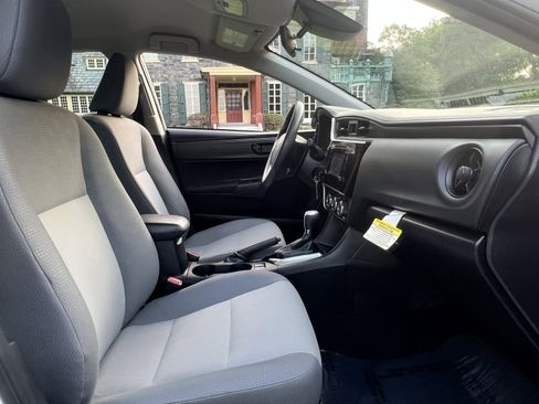 Used 2017 Toyota Corolla L w/ Carpet Mat Package (TMS) FWD image 20