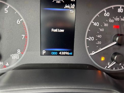 Used 2023 Toyota Corolla Cross image 23