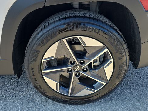 Used 2026 Hyundai Tucson SEL FWD image 11