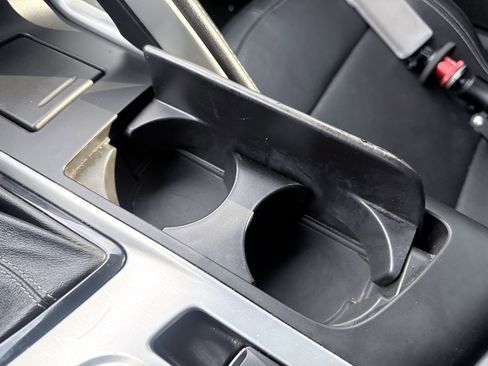 Used 2017 Chevrolet Corvette Stingray Coupe w/ Carbon Flash Badge Package image 48