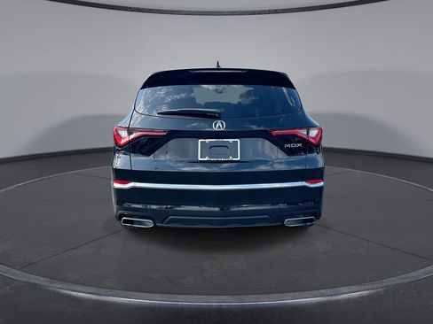 Used 2023 Acura MDX FWD image 17