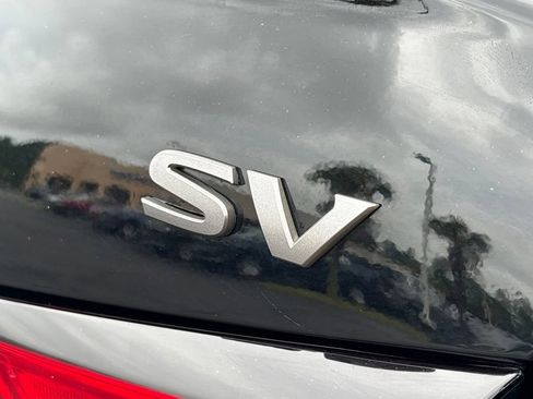 Used 2024 Nissan Altima 2.5 SV FWD image 15