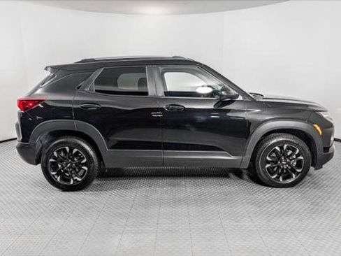 Used 2023 Chevrolet TrailBlazer LT image 9