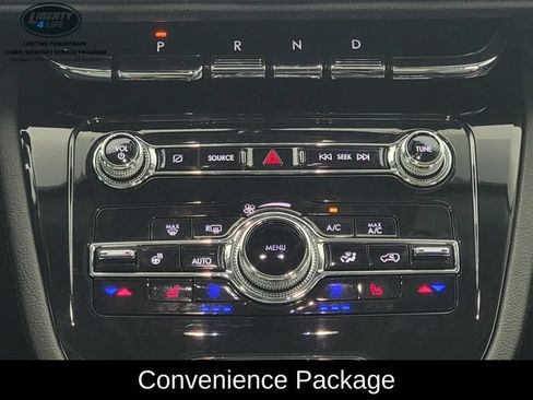 Used 2022 Lincoln Corsair AWD w/ Premium Package image 26
