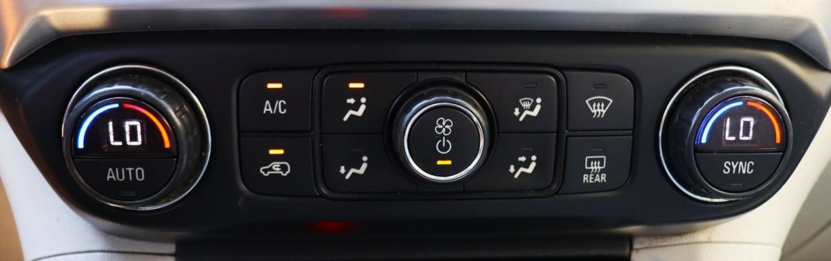 Used 2020 GMC Acadia SLT w/ LPO, Cargo Package FWD image 47