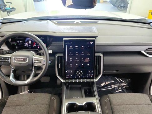 Used 2026 GMC Acadia Elevation FWD image 28