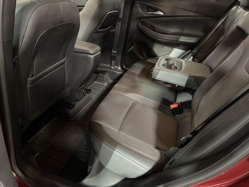 Used 2023 Buick Encore GX Select w/ Sport Touring Package image 10