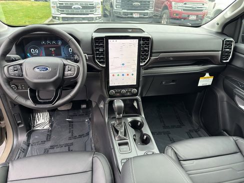 New 2025 Ford Ranger Lariat w/ FX4 Off-Road Package image 22