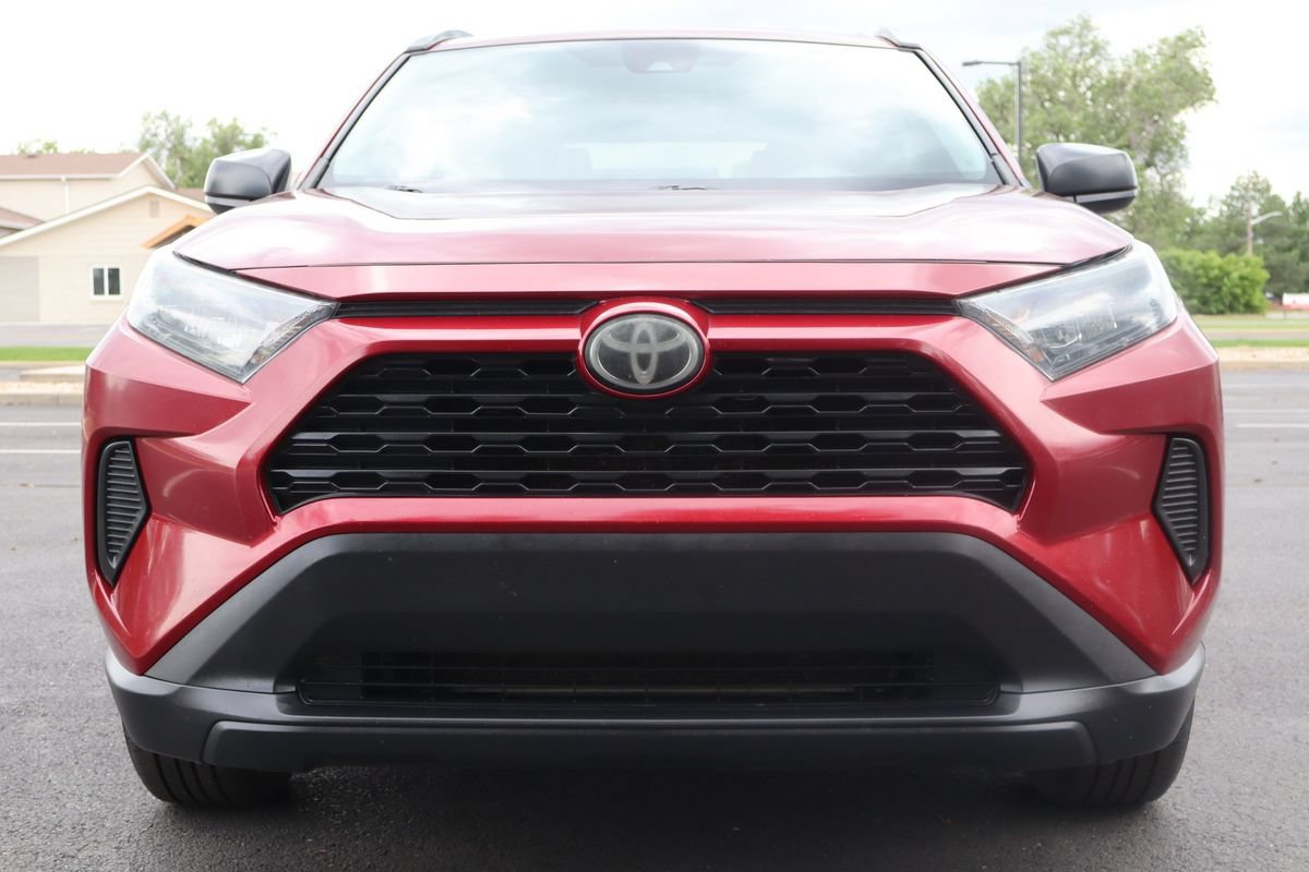 Used 2021 Toyota RAV4 LE w/ Carpet Mat Package (TMS) AWD/4WD image 13
