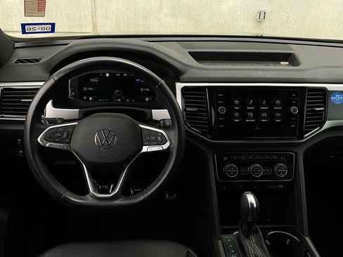 Used 2022 Volkswagen Atlas Cross Sport SEL R-Line image 14