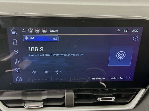 Used 2025 Chevrolet Equinox LT AWD/4WD image 21