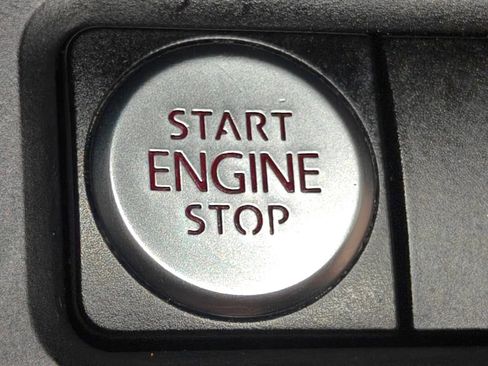 Used 2013 Volkswagen Jetta SE image 8