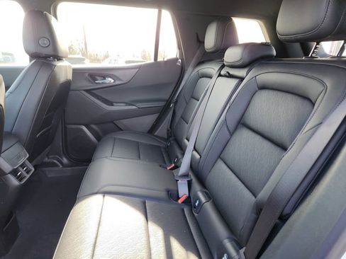 New 2026 Chevrolet Equinox LT w/ Convenience Package II image 17