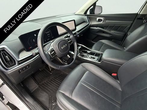 Used 2024 Kia Sorento SX image 4