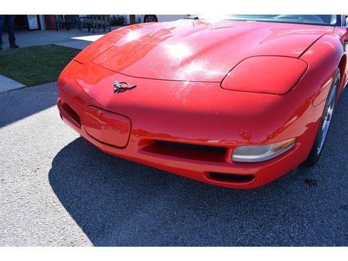 Used 2001 Chevrolet Corvette Convertible w/ Preferred Equipment Group2 image 36