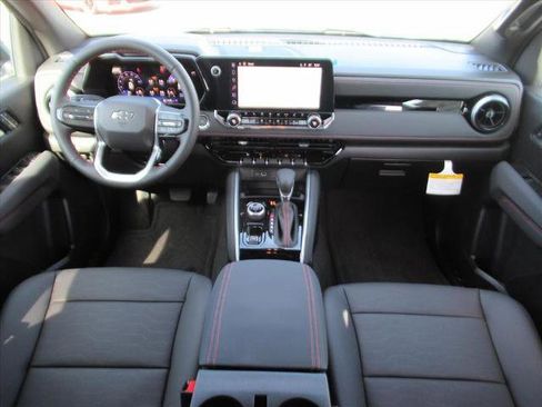 New 2026 Chevrolet Colorado Z71 w/ Technology Package image 13