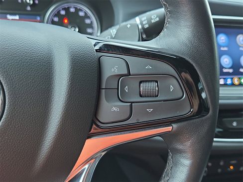 Used 2024 Buick Enclave Essence image 24