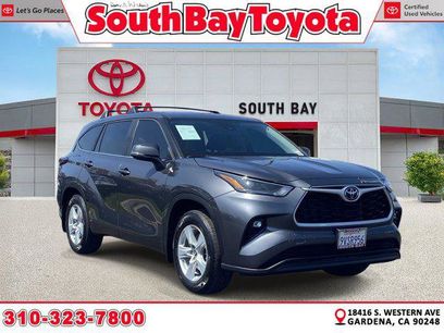 Certified 2025 Toyota Highlander LE