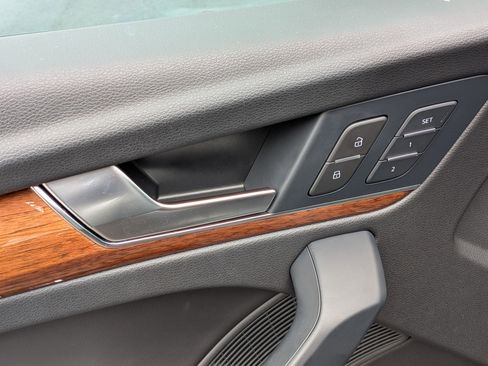 Used 2023 Audi Q5 2.0T Premium Plus w/ Premium Plus Package image 15