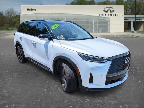 Certified 2026 INFINITI QX60 Autograph w/ Dark Cargo Package AWD/4WD image 2