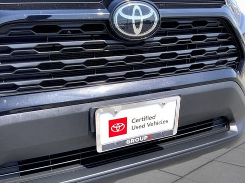 Used 2022 Toyota RAV4 LE FWD image 29