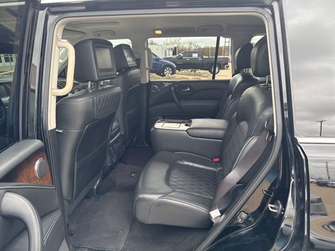 Used 2019 INFINITI QX80 Luxe w/ 22" Wheel Package image 11