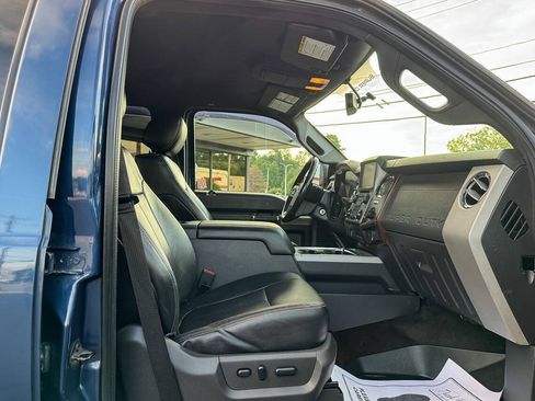 Used 2013 Ford F250 Lariat w/ Chrome Pkg AWD/4WD image 16