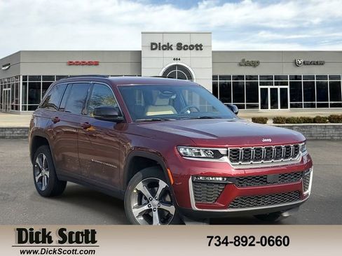 New 2026 Jeep Grand Cherokee Limited AWD/4WD image 1