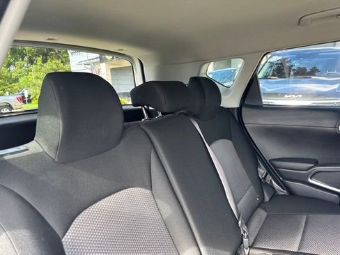 Used 2025 Kia Soul LX w/ LX Technology Package FWD image 17